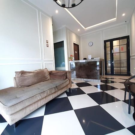 Flamboyan Residence Cipete Джакарта Екстериор снимка