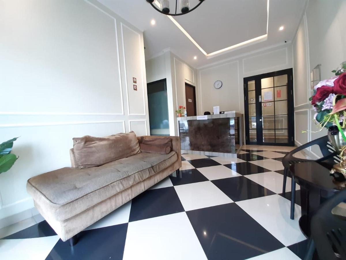 Flamboyan Residence Cipete Джакарта Екстериор снимка